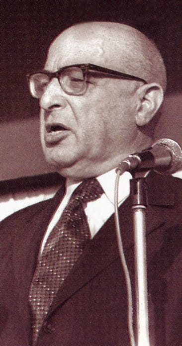 פנחס ספיר 1973